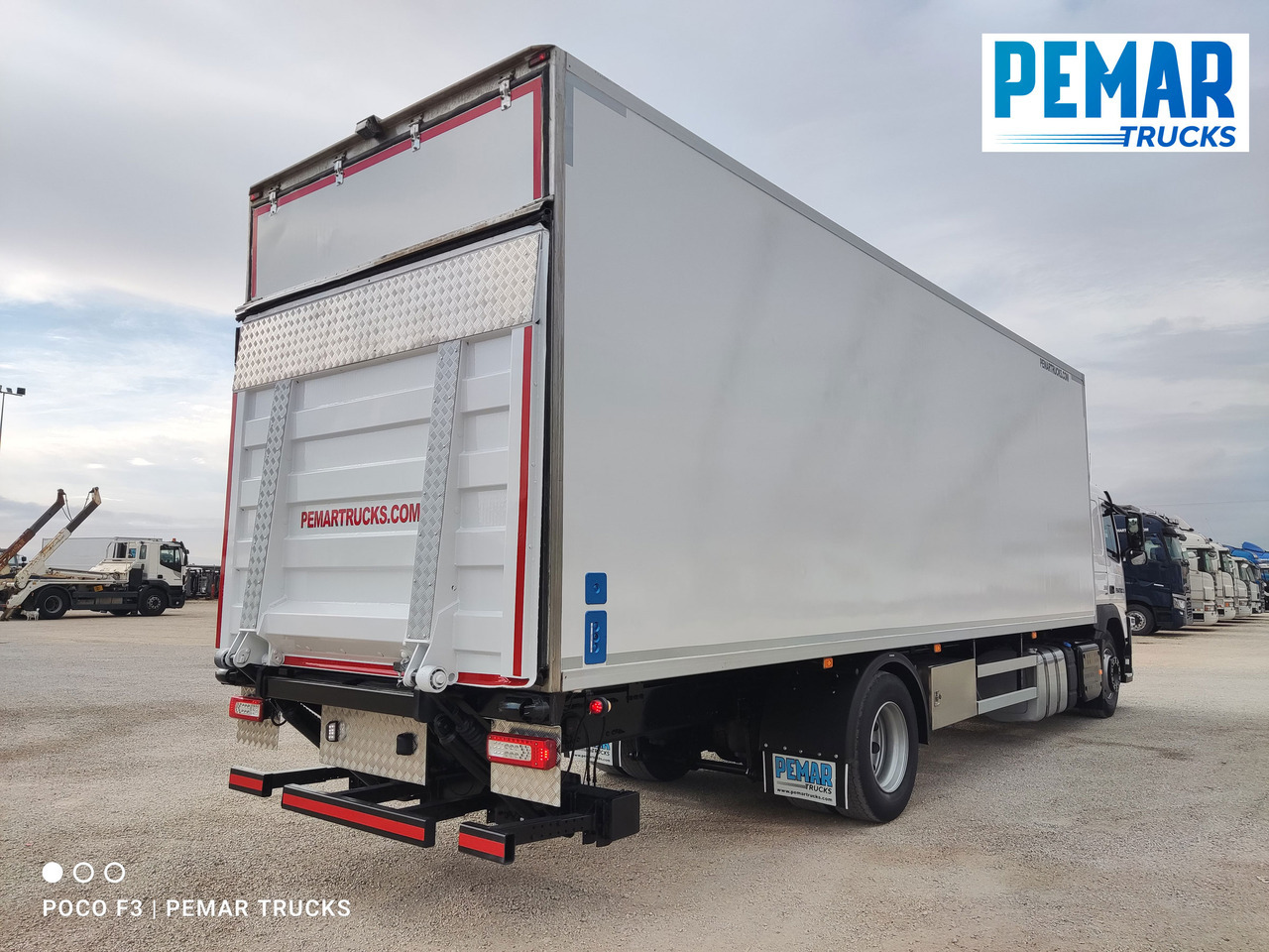 VOLVO FM 330 4X2 FRIGORIFICO 18T EURO 6 - Autocarro frigorifero: foto 5 VOLVO FM 330 4X2 FRIGORIFICO 18T EURO 6 - Autocarro frigorifero: foto 5