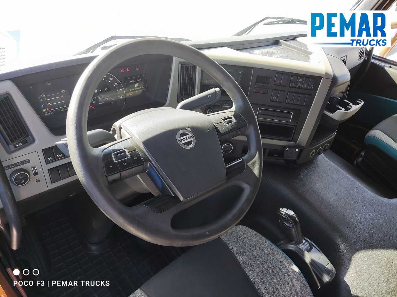 Camion centinato VOLVO FM 410 TAUTLINER: foto 25