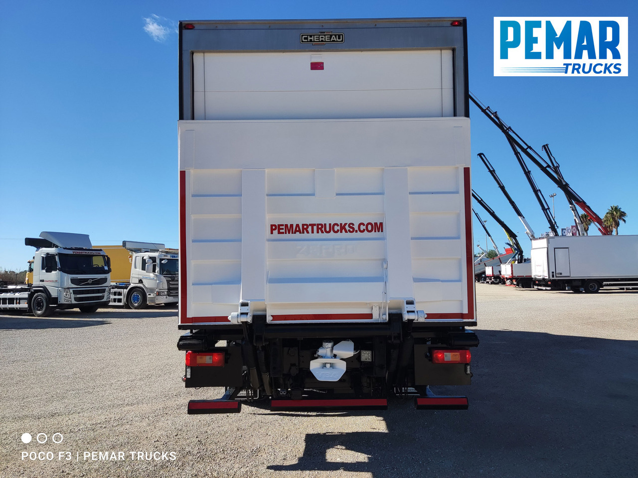 Autocarro frigorifero VOLVO FM 450 6X2 FRIGORIFICO EURO 6: foto 6