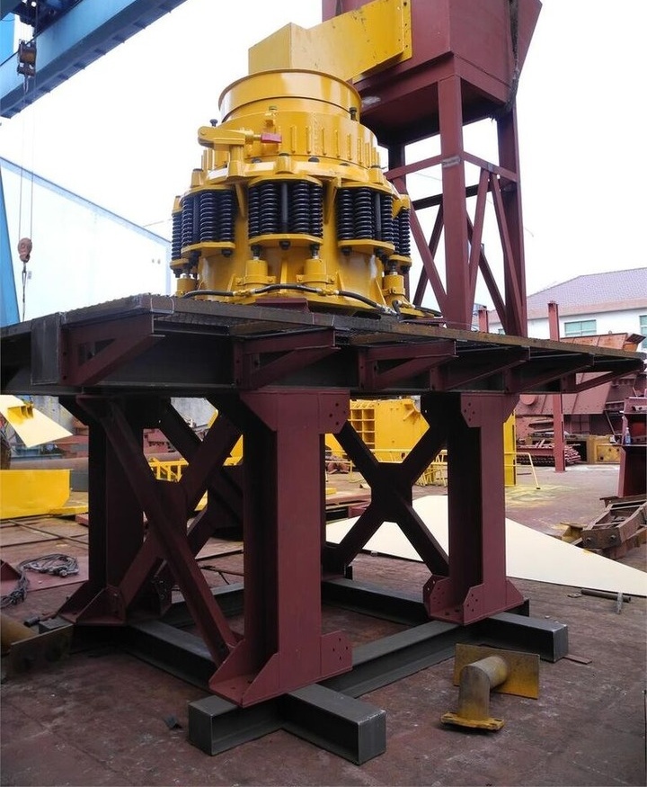 Kinglink KLC1000 100TPH Silex Stone Cone Crusher - Frantoio a cono: foto 4 Kinglink KLC1000 100TPH Silex Stone Cone Crusher - Frantoio a cono: foto 4