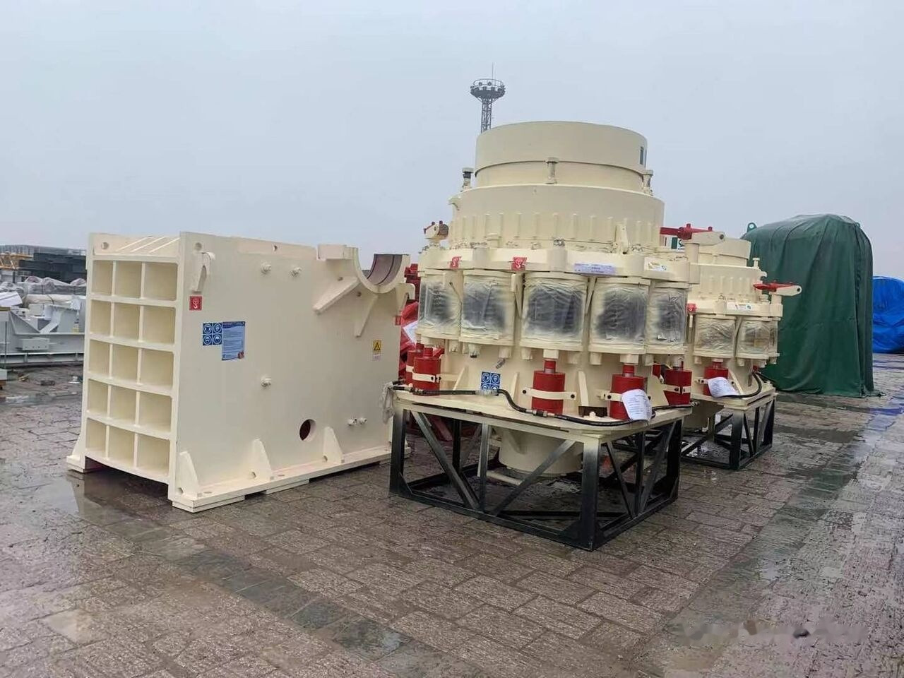 Kinglink PE3042 Granite Jaw Crusher for Nigeria Quarry - Frantoio a mascelle: foto 3 Kinglink PE3042 Granite Jaw Crusher for Nigeria Quarry - Frantoio a mascelle: foto 3