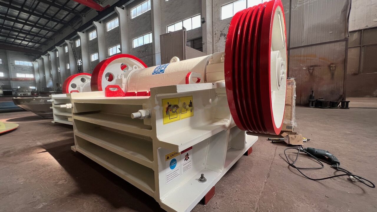 Kinglink PEX150X1000 Jaw Crusher | Oil Sands - Frantoio a mascelle: foto 3 Kinglink PEX150X1000 Jaw Crusher | Oil Sands - Frantoio a mascelle: foto 3