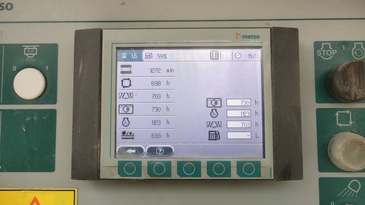 Metso Lokotrack LT200HPS MOBILE CONE CRUSHER WITH SCREEN - Frantoio mobile: foto 4 Metso Lokotrack LT200HPS MOBILE CONE CRUSHER WITH SCREEN - Frantoio mobile: foto 4