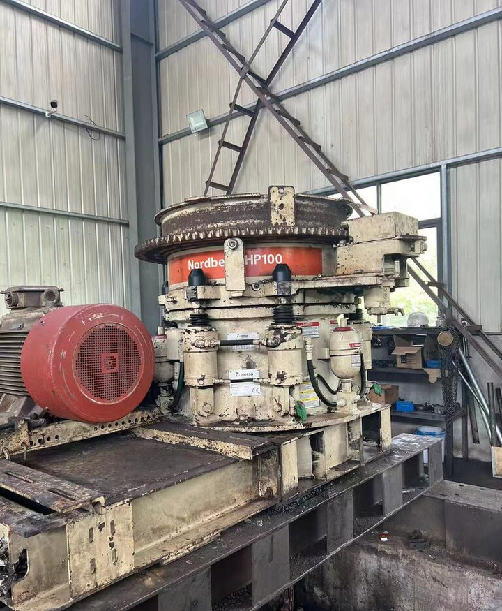 Nordberg Metso HP100 Cone Crusher - Frantoio a cono: foto 1 Nordberg Metso HP100 Cone Crusher - Frantoio a cono: foto 1