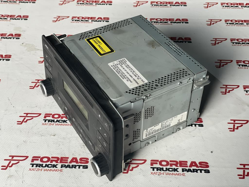 BOSCH RADIO FOR MAN - 81.28101-6182 - Cabina e interni per Camion: foto 2 BOSCH RADIO FOR MAN - 81.28101-6182 - Cabina e interni per Camion: foto 2