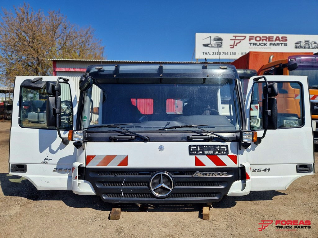 MERCEDES ACTROS MP2 MEDIUM - Cabina: foto 3 MERCEDES ACTROS MP2 MEDIUM - Cabina: foto 3
