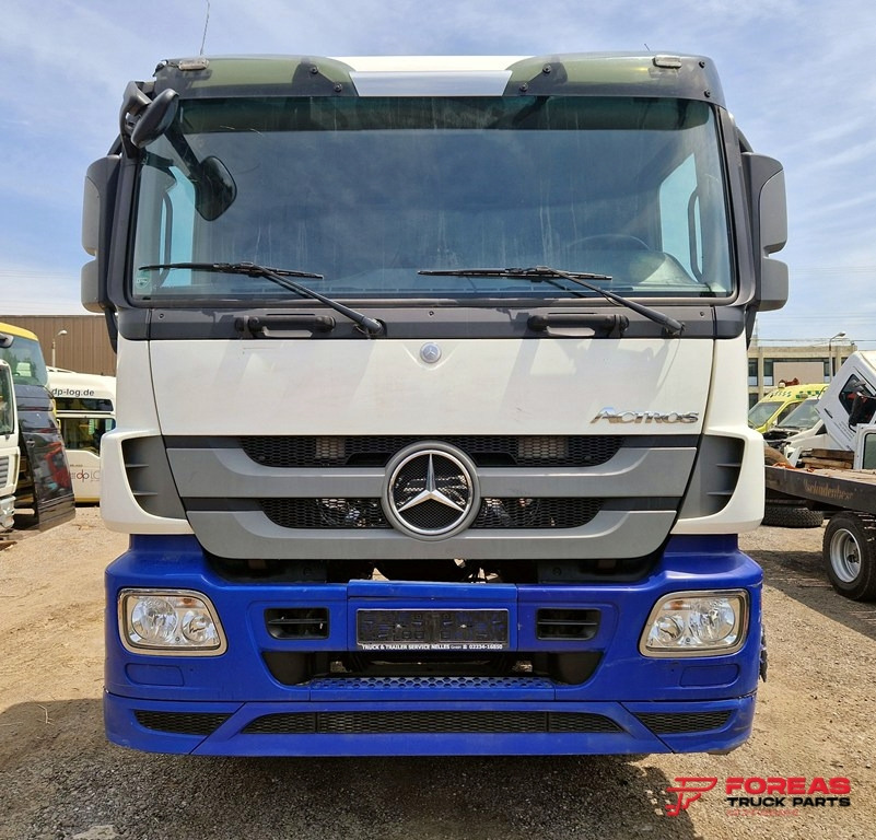 MERCEDES ACTROS MP3 SMALL WHITE - Cabina: foto 2 MERCEDES ACTROS MP3 SMALL WHITE - Cabina: foto 2