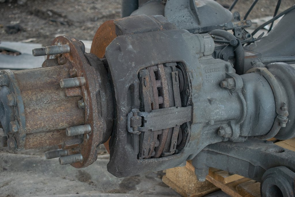 MERCEDES-BENZ ATEGO 8 HOLE - DRIVER - Pinza freno per Camion: foto 1 MERCEDES-BENZ ATEGO 8 HOLE - DRIVER - Pinza freno per Camion: foto 1