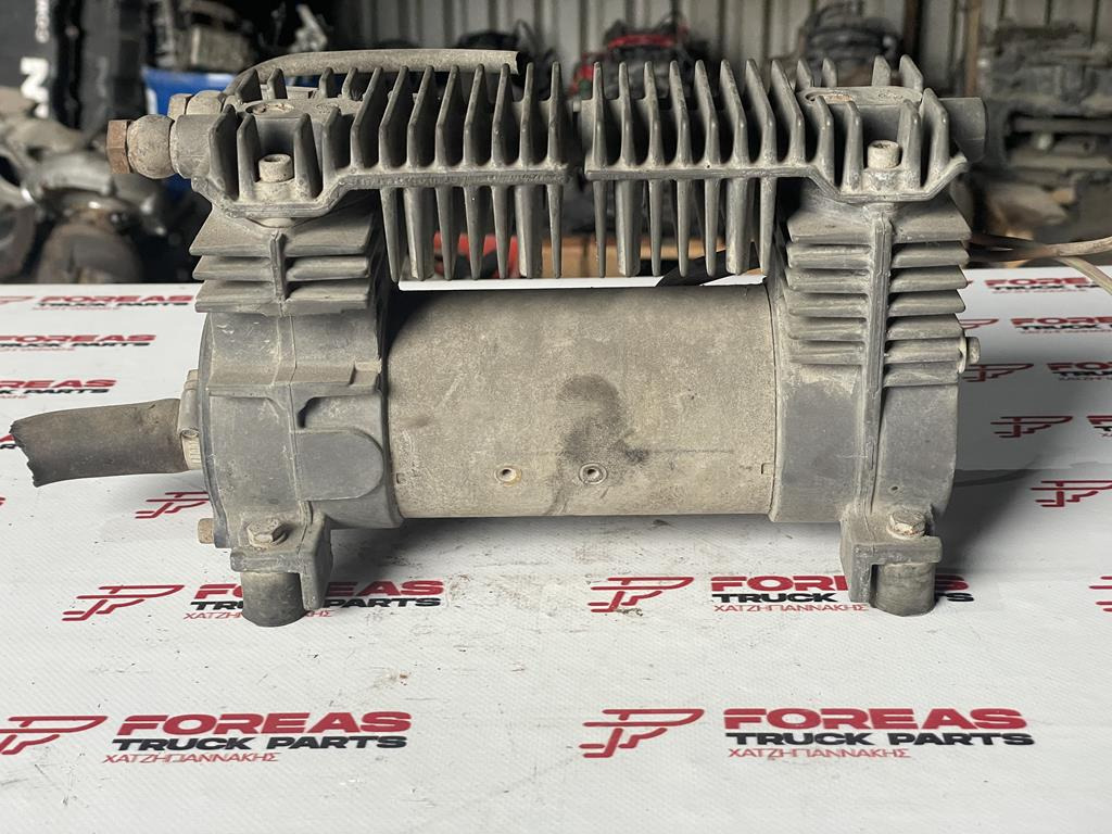 MERCEDES-BENZ VARIO 24V - 0504050008 - Compressore per Camion: foto 3 MERCEDES-BENZ VARIO 24V - 0504050008 - Compressore per Camion: foto 3