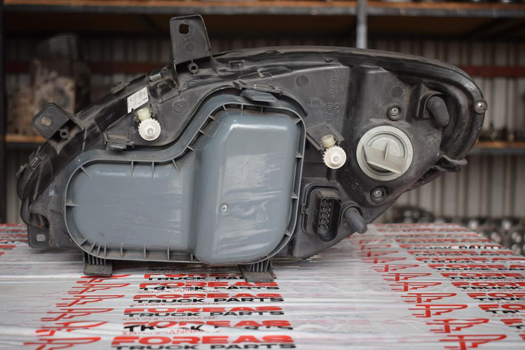 VITO 639 - PASSENGER - Fanale per Camion: foto 4 VITO 639 - PASSENGER - Fanale per Camion: foto 4