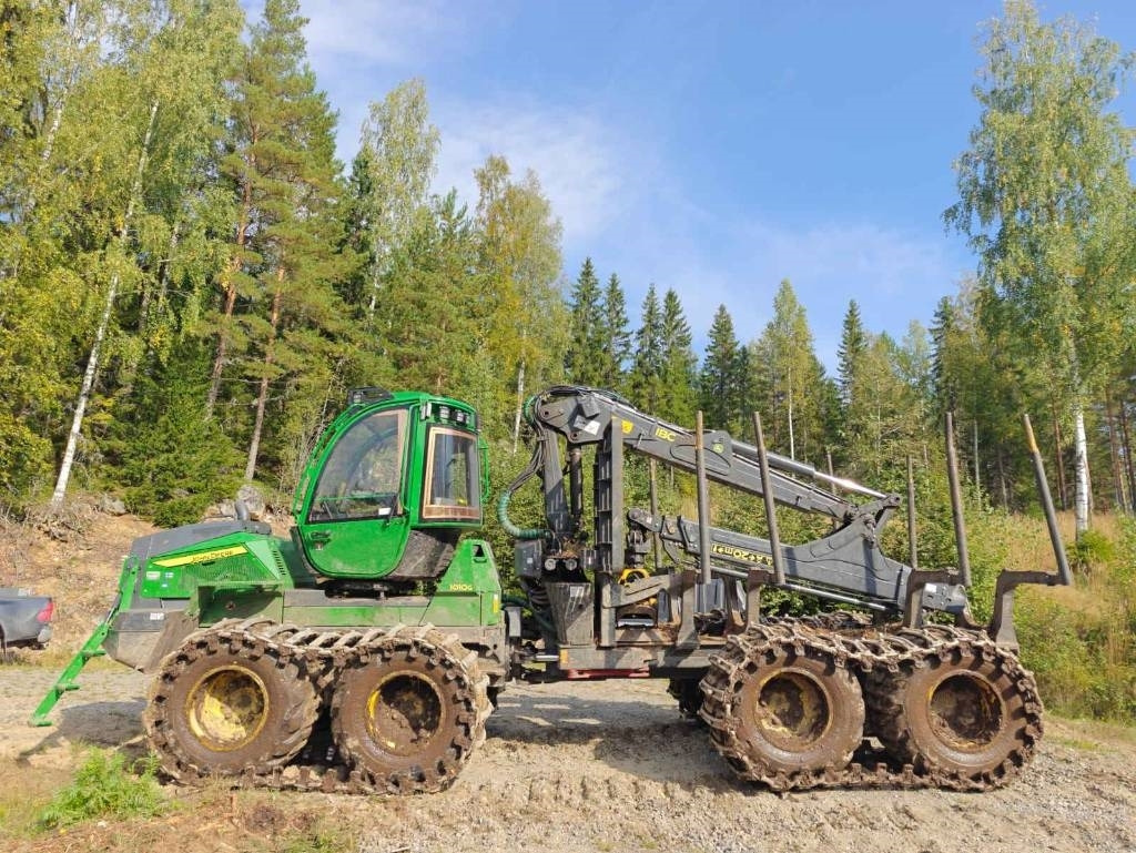 John Deere 1010 G - Forwarder: foto 2 John Deere 1010 G - Forwarder: foto 2