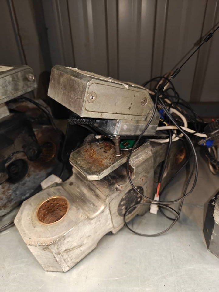 John Deere Bluetooth Scales - Contrappeso: foto 3 John Deere Bluetooth Scales - Contrappeso: foto 3