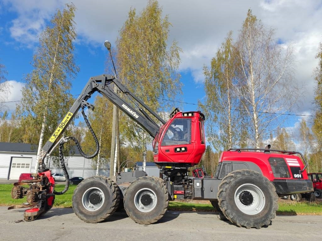 Komatsu 951 - Abbattitrice forestale: foto 2 Komatsu 951 - Abbattitrice forestale: foto 2