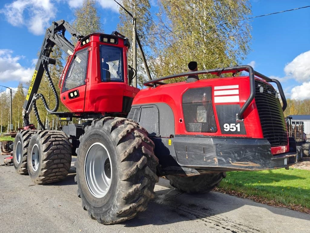 Komatsu 951 - Abbattitrice forestale: foto 3 Komatsu 951 - Abbattitrice forestale: foto 3