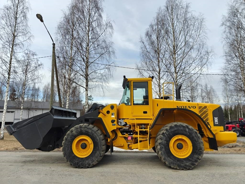 Volvo L 180 E - Pala gommata: foto 2 Volvo L 180 E - Pala gommata: foto 2