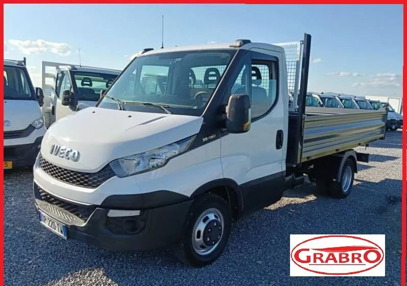 Iveco 35C13, 35C12, 35C14, 35C15 - Furgone ribaltabile: foto 1 Iveco 35C13, 35C12, 35C14, 35C15 - Furgone ribaltabile: foto 1