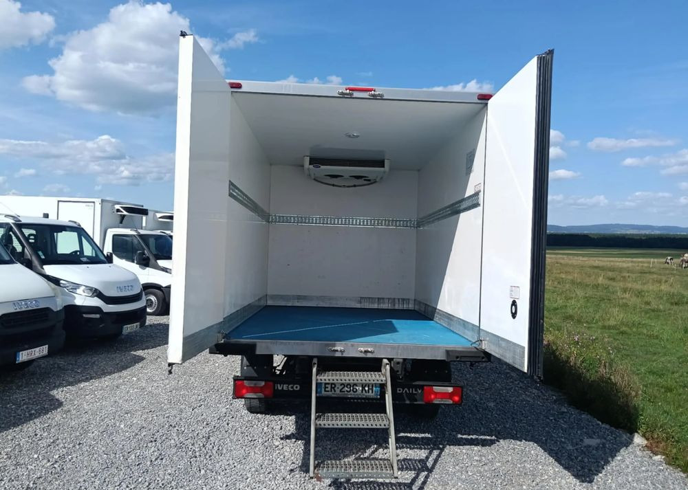 Iveco 35S16, 35S15, 35S14, 35S13, 35C13, 35C14 - Furgone frigo: foto 5 Iveco 35S16, 35S15, 35S14, 35S13, 35C13, 35C14 - Furgone frigo: foto 5