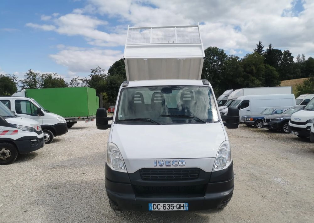 Iveco Daily 35C11 Kiper wywrotka Hak Bliźniak sprowadzony 35C12 - Furgone ribaltabile: foto 2 Iveco Daily 35C11 Kiper wywrotka Hak Bliźniak sprowadzony 35C12 - Furgone ribaltabile: foto 2