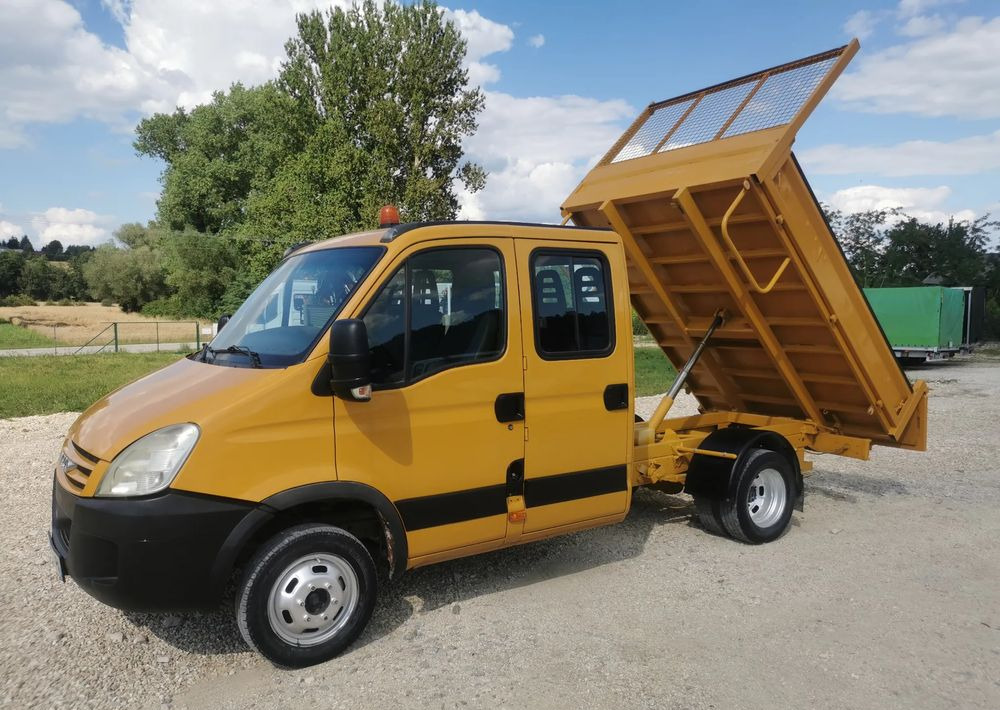 Iveco Daily 35C12 Brygadówka wywrotka Dubel hak kiper doka 35C13 - Furgone ribaltabile: foto 2 Iveco Daily 35C12 Brygadówka wywrotka Dubel hak kiper doka 35C13 - Furgone ribaltabile: foto 2