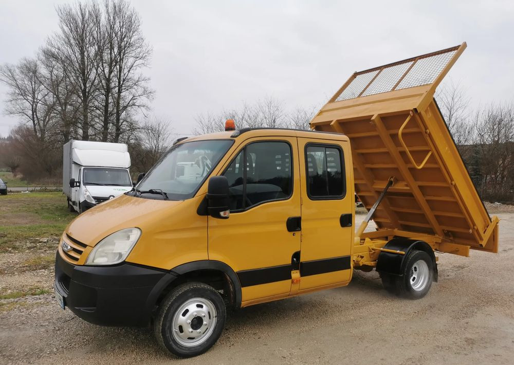 Iveco Daily 35C12 Brygadówka wywrotka Dubel hak kiper doka 35C13 - Furgone ribaltabile: foto 1 Iveco Daily 35C12 Brygadówka wywrotka Dubel hak kiper doka 35C13 - Furgone ribaltabile: foto 1
