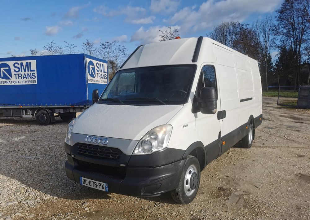 Iveco Daily 35C15 blaszak 3.0-150KM blizniak L3H3 długi Hak - Furgone chiuso: foto 1 Iveco Daily 35C15 blaszak 3.0-150KM blizniak L3H3 długi Hak - Furgone chiuso: foto 1