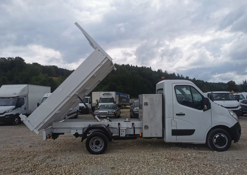 Renault Master Kiper wywrotka 2.3-145KM Hak Bliźniak klimatyzacja Kamera cofania - Furgone ribaltabile: foto 2 Renault Master Kiper wywrotka 2.3-145KM Hak Bliźniak klimatyzacja Kamera cofania - Furgone ribaltabile: foto 2