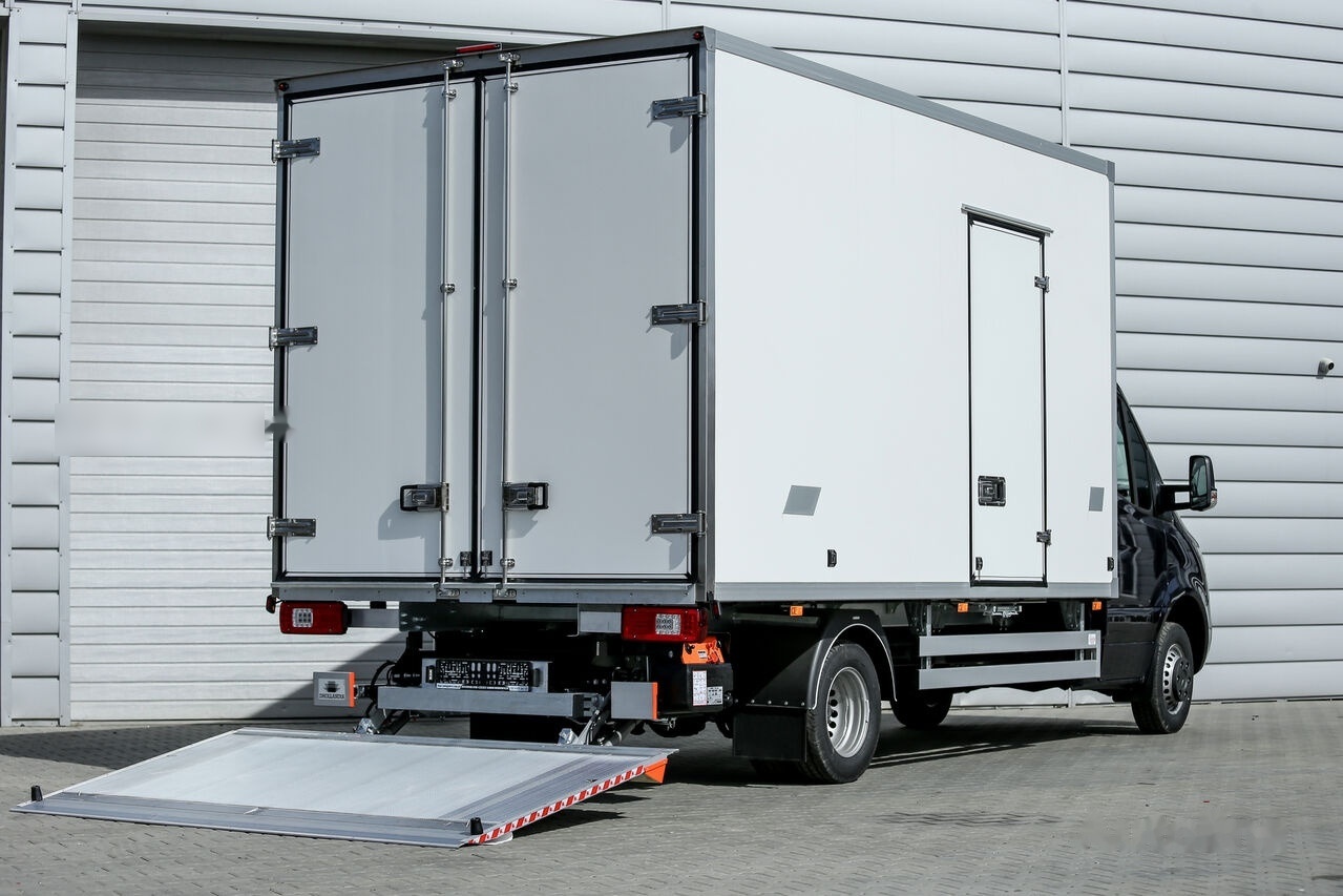 Mercedes-Benz Sprinter 319 - Furgone box: foto 3 Mercedes-Benz Sprinter 319 - Furgone box: foto 3