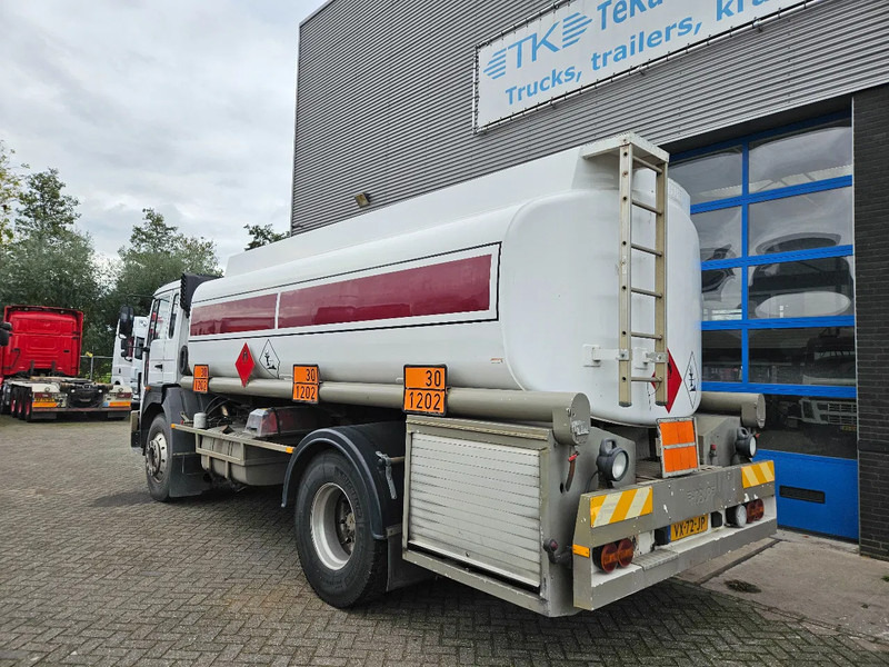 Volvo F S7 18 HOBUR 14.800 Liter 3 Compartments Steel Manual - Camion cisterna: foto 5 Volvo F S7 18 HOBUR 14.800 Liter 3 Compartments Steel Manual - Camion cisterna: foto 5