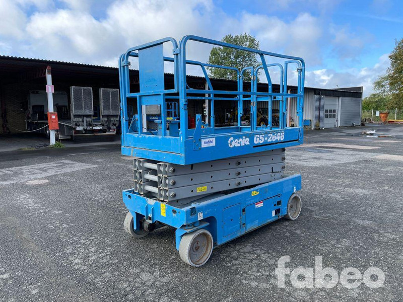 Genie GS-2646 - Piattaforma a pantografo: foto 1 Genie GS-2646 - Piattaforma a pantografo: foto 1