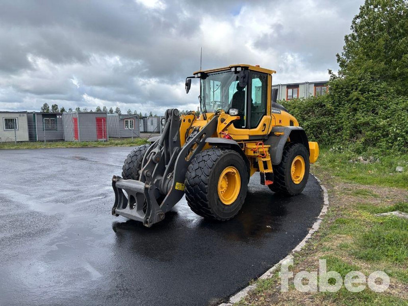Volvo L90H - Pala gommata: foto 1 Volvo L90H - Pala gommata: foto 1