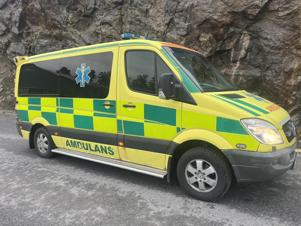 MERCEDES-BENZ Sprinter 316 NGT - AMBULANCE / швидка допомога / shvydka dopomoha - Ambulanza: foto 4 MERCEDES-BENZ Sprinter 316 NGT - AMBULANCE / швидка допомога / shvydka dopomoha - Ambulanza: foto 4