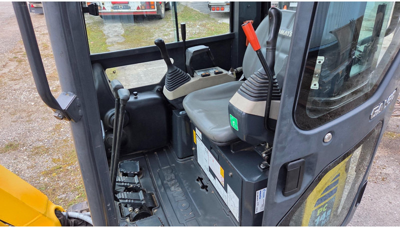 Komatsu PC14R - Miniescavatore: foto 5 Komatsu PC14R - Miniescavatore: foto 5