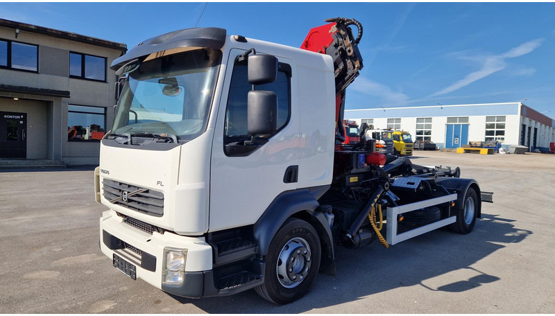 Volvo FL280 4X2 HMF 1560 - Autocarro scarrabile, Camion con gru: foto 3 Volvo FL280 4X2 HMF 1560 - Autocarro scarrabile, Camion con gru: foto 3