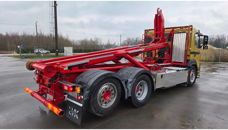 Volvo FM420 6X2*4 - Autocarro scarrabile: foto 3 Volvo FM420 6X2*4 - Autocarro scarrabile: foto 3