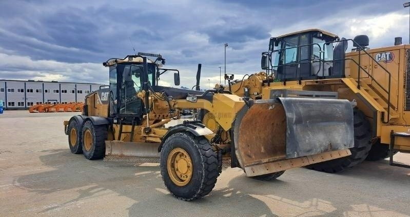 Grader CAT 140 M (CE + EPA / On Transport): foto 1