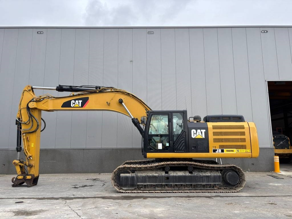 CAT 336F L XE (New Undercarriage) - Escavatore cingolato: foto 2 CAT 336F L XE (New Undercarriage) - Escavatore cingolato: foto 2