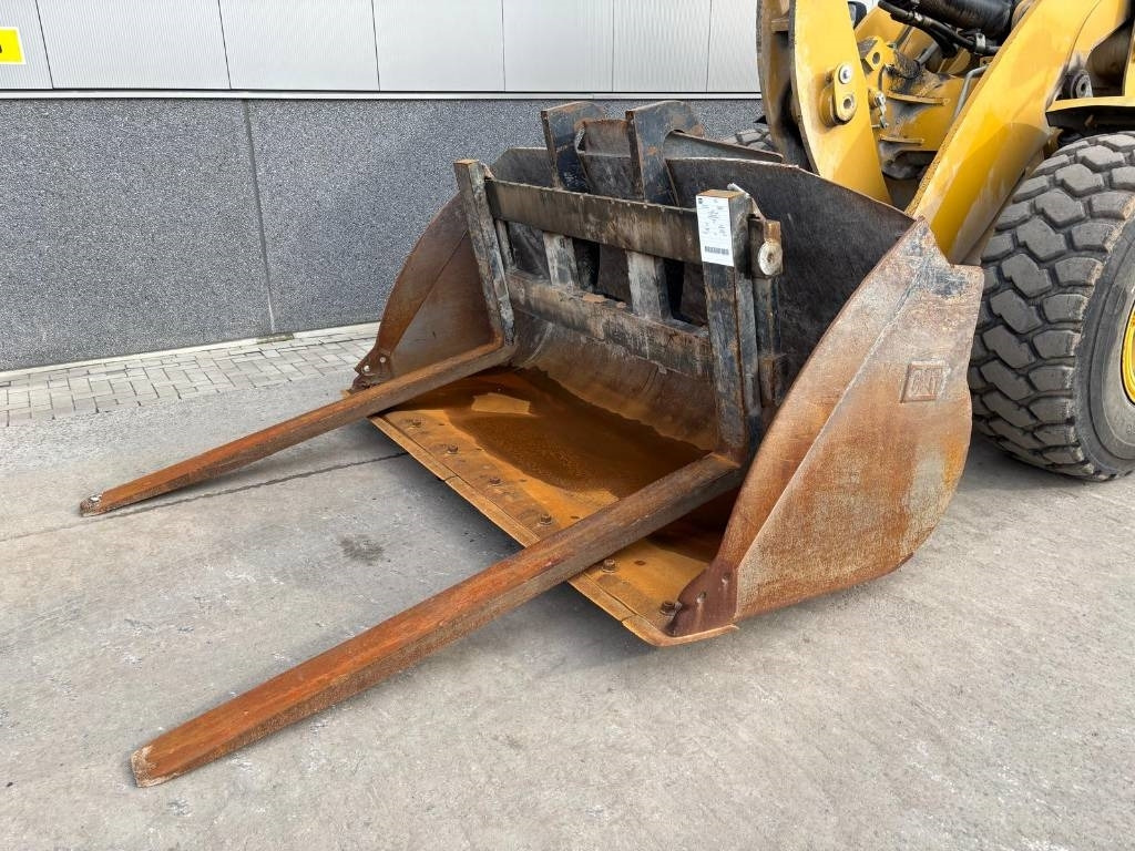 CAT 938 M (Under Preparation / Bucket + Forks) - Pala gommata: foto 2 CAT 938 M (Under Preparation / Bucket + Forks) - Pala gommata: foto 2