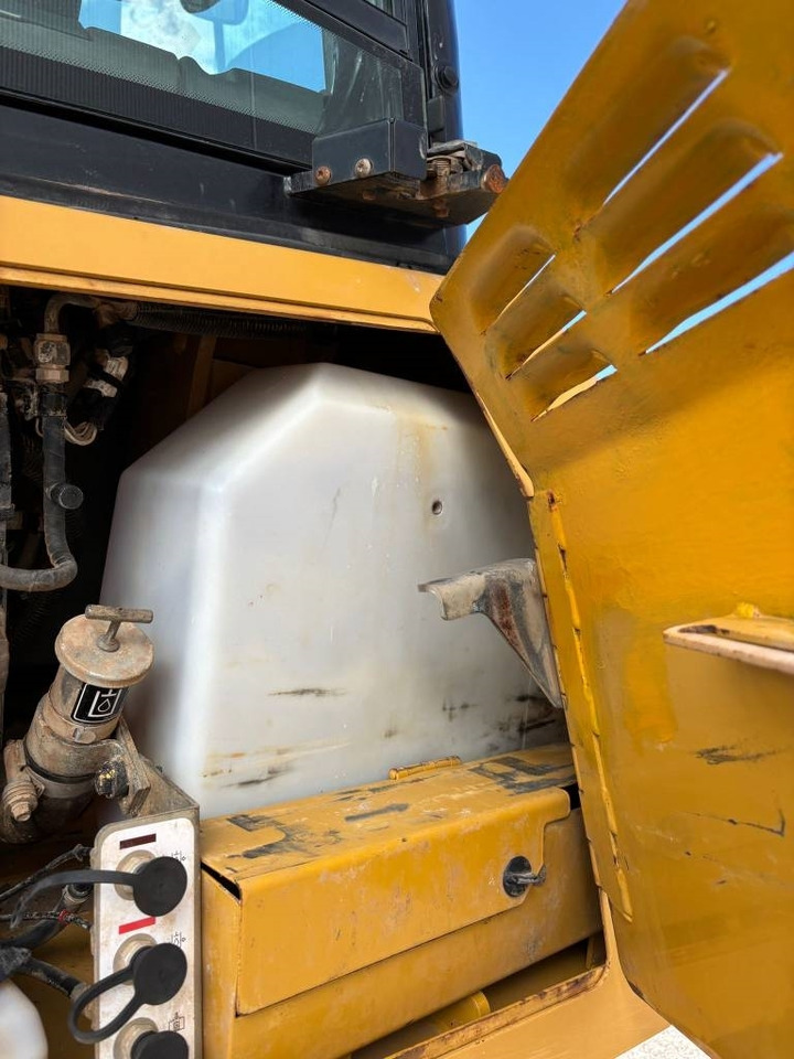 Leasing di CAT D 6 K 2 LGP  CAT D 6 K 2 LGP: foto 19