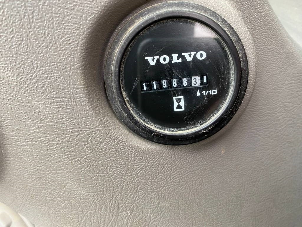 Volvo EWR 150 E (Under Preparation) - Escavatore gommato: foto 3 Volvo EWR 150 E (Under Preparation) - Escavatore gommato: foto 3