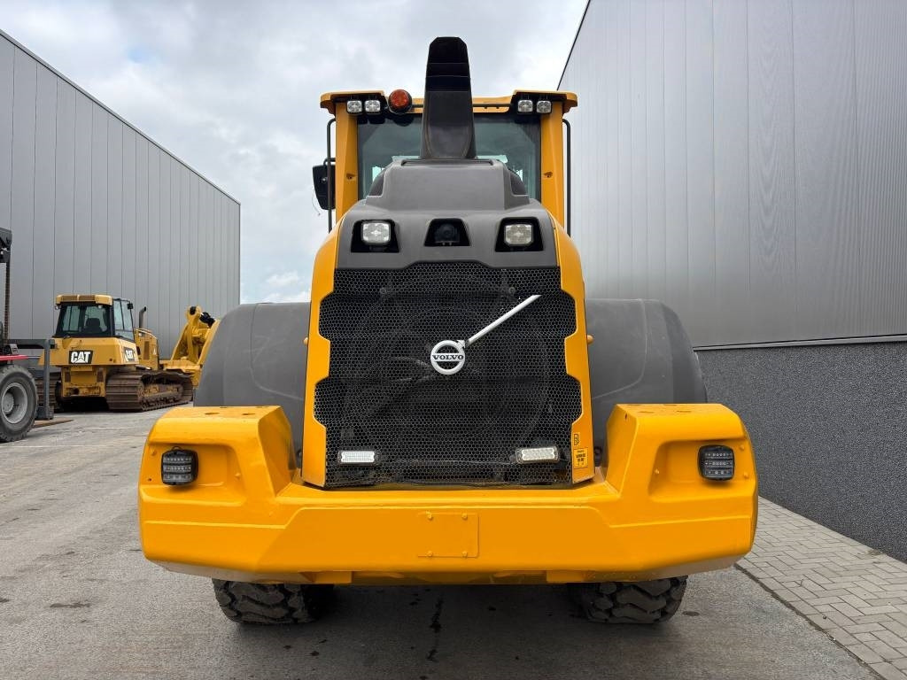 Volvo L 90 H (High tip + New tires) - Pala gommata: foto 4 Volvo L 90 H (High tip + New tires) - Pala gommata: foto 4