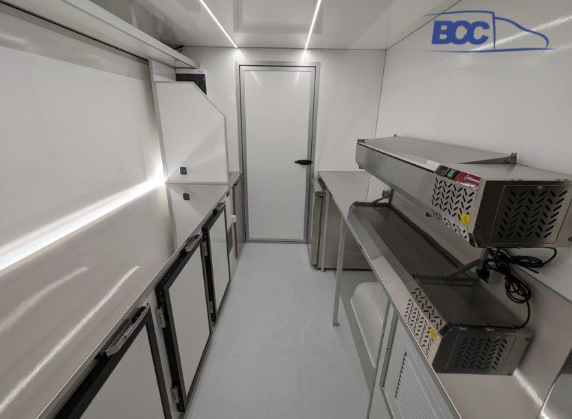BCC POLSKA - FOOD TRUCK - MOBILNA GASTRONOMIA - PEUGEOT BOXER - Autonegozio: foto 4 BCC POLSKA - FOOD TRUCK - MOBILNA GASTRONOMIA - PEUGEOT BOXER - Autonegozio: foto 4