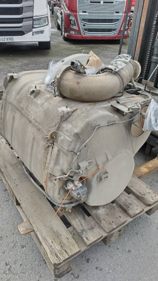 Scania NG580 pystyputki katalysaattori täydellinen pake - Motore per Camion: foto 3 Scania NG580 pystyputki katalysaattori täydellinen pake - Motore per Camion: foto 3