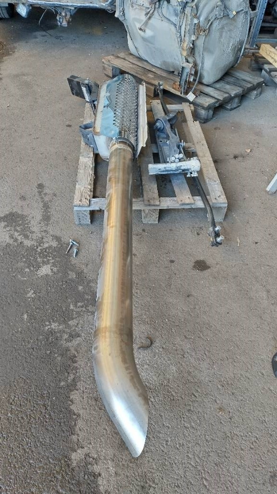 Scania NG580 pystyputki katalysaattori täydellinen pake - Motore per Camion: foto 2 Scania NG580 pystyputki katalysaattori täydellinen pake - Motore per Camion: foto 2