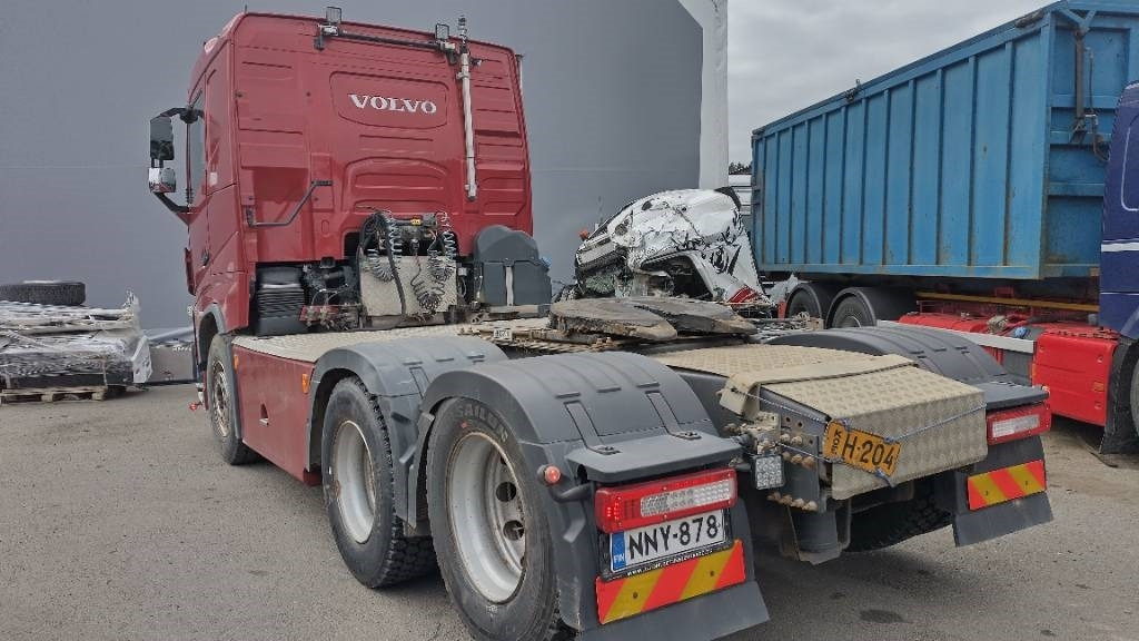 Volvo FH13 6x4 nouseva teliveto, HYDR!! - Trattore stradale: foto 5 Volvo FH13 6x4 nouseva teliveto, HYDR!! - Trattore stradale: foto 5