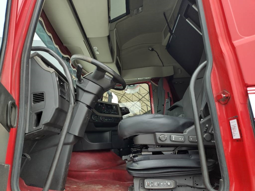 Volvo FH500 6x4 nouseva ja katkeva teliveto,Hydr!! - Trattore stradale: foto 5 Volvo FH500 6x4 nouseva ja katkeva teliveto,Hydr!! - Trattore stradale: foto 5