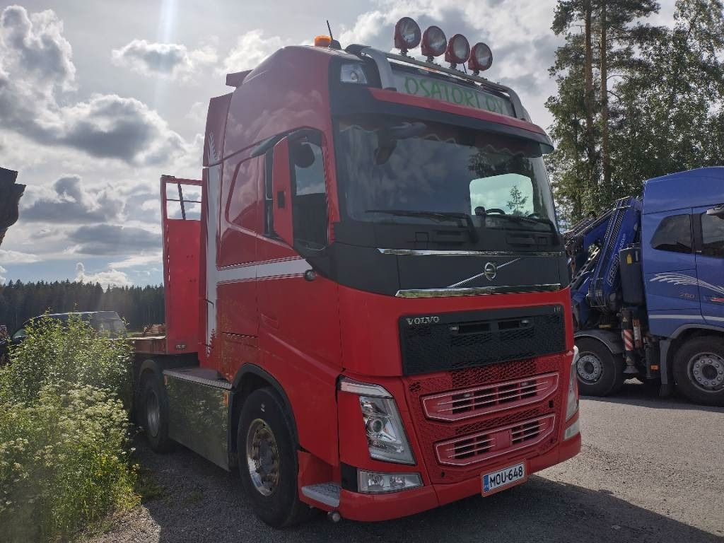 Volvo FH500 6x4 nouseva ja katkeva teliveto,Hydr!! - Trattore stradale: foto 2 Volvo FH500 6x4 nouseva ja katkeva teliveto,Hydr!! - Trattore stradale: foto 2