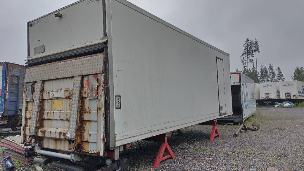 VAK 7,5m kokosivuauk kori+pl-nostin - Cassa - furgone: foto 3 VAK 7,5m kokosivuauk kori+pl-nostin - Cassa - furgone: foto 3