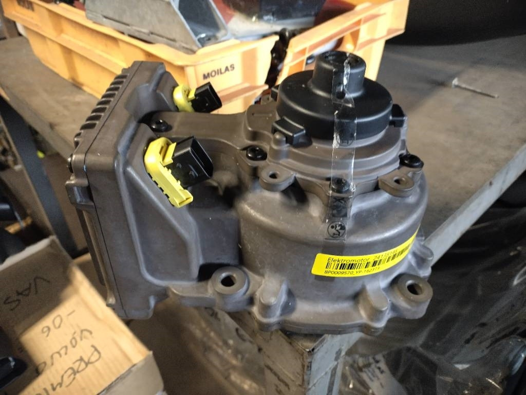 Volvo Vds moottori, sähköservo - Sistema elettrico per Camion: foto 4 Volvo Vds moottori, sähköservo - Sistema elettrico per Camion: foto 4