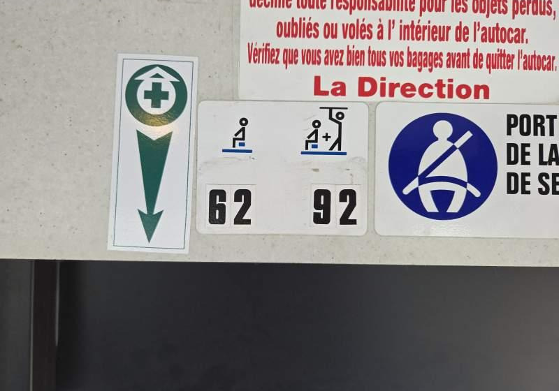 Irisbus AXER / SPROWADZONY/ 62 MIEJSCA + 30 STOJĄCYCH - Autobus extraurbano: foto 2 Irisbus AXER / SPROWADZONY/ 62 MIEJSCA + 30 STOJĄCYCH - Autobus extraurbano: foto 2