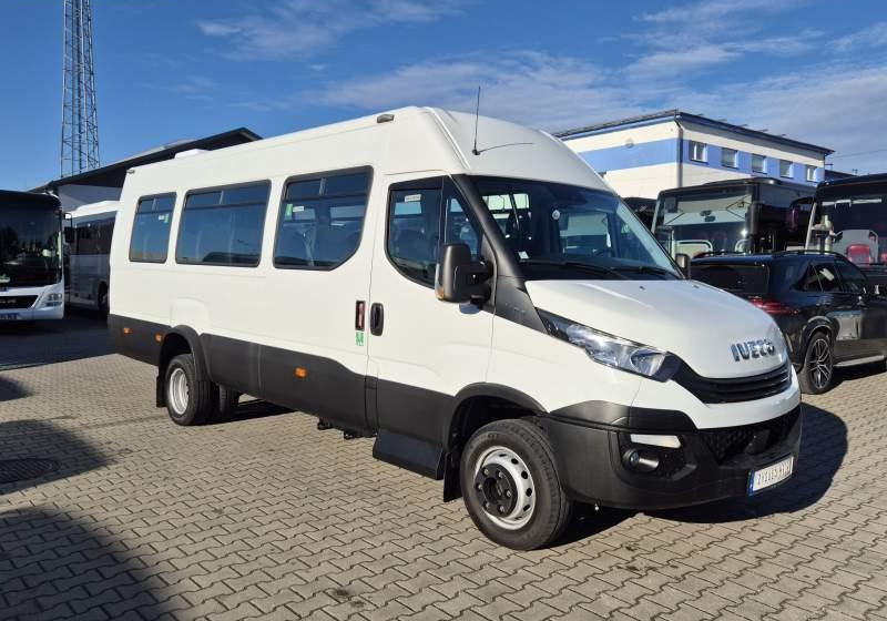 Iveco A60C15 DAILY/SPROWADZONE/EURO 6/92 000 KM / KLIMA - Minibus, Pulmino: foto 4 Iveco A60C15 DAILY/SPROWADZONE/EURO 6/92 000 KM / KLIMA - Minibus, Pulmino: foto 4